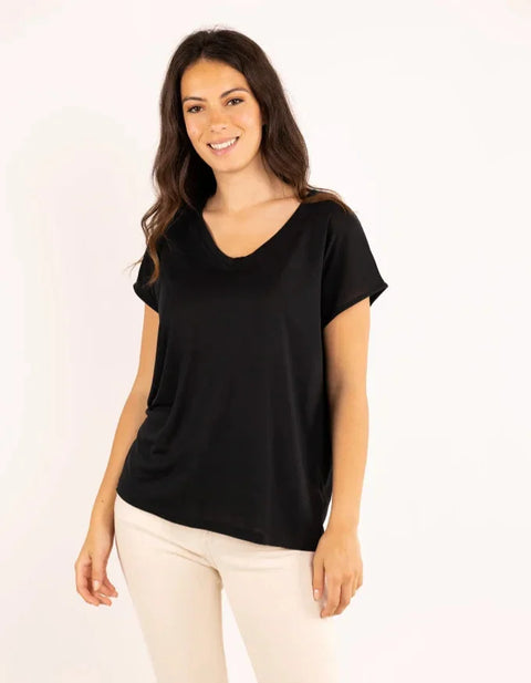 T-Shirt Col V SAVANAH Noir - Lyocell
