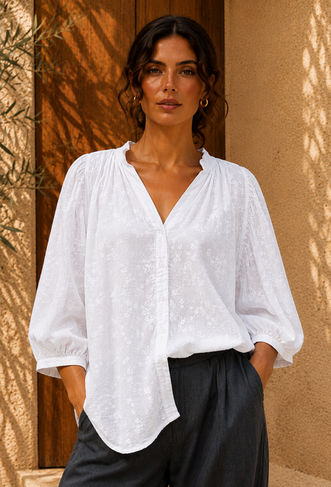 Chemise Brodée SIMONE, coloris Blanc - Hortence Paris