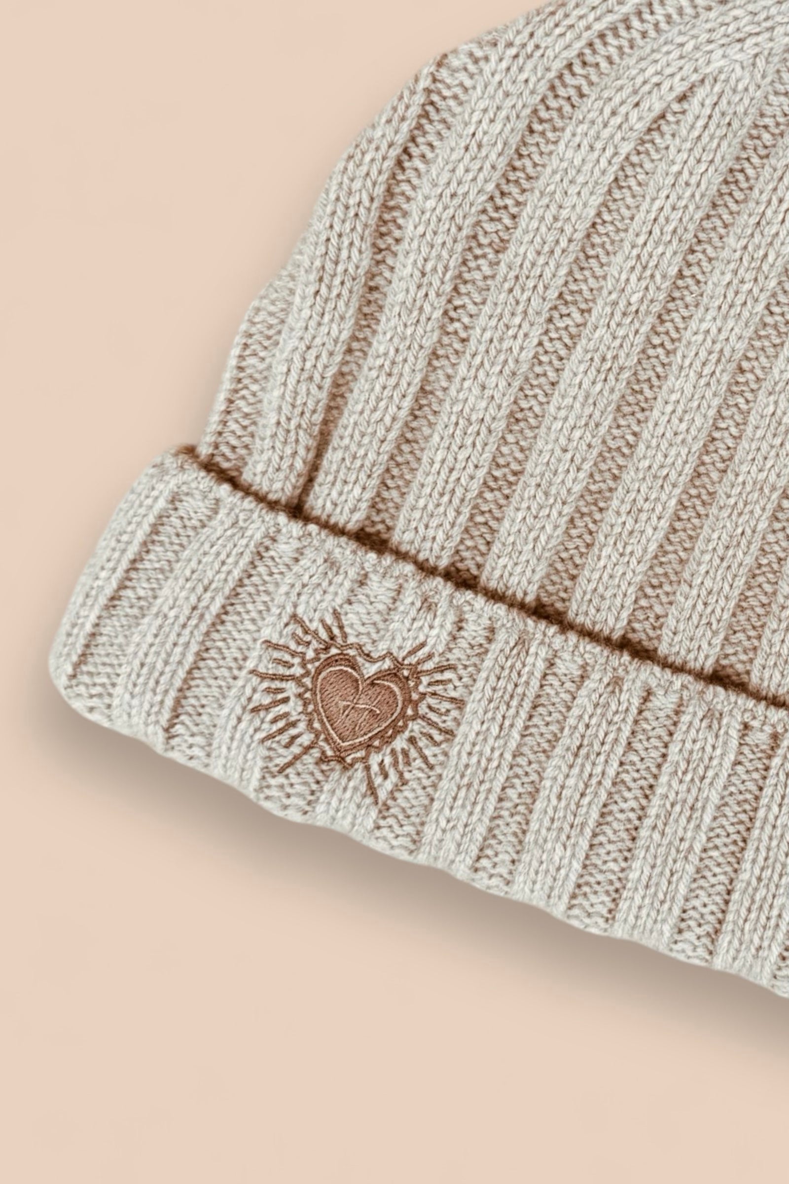 LÉO hat - sand - 100% cashmere