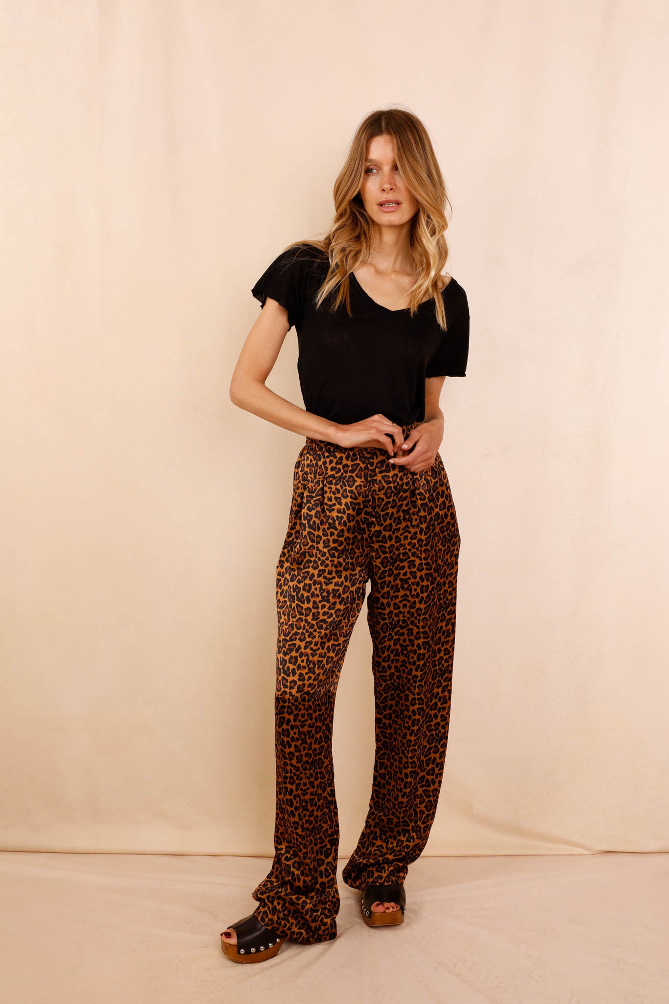 ANGE Leopard Pants 