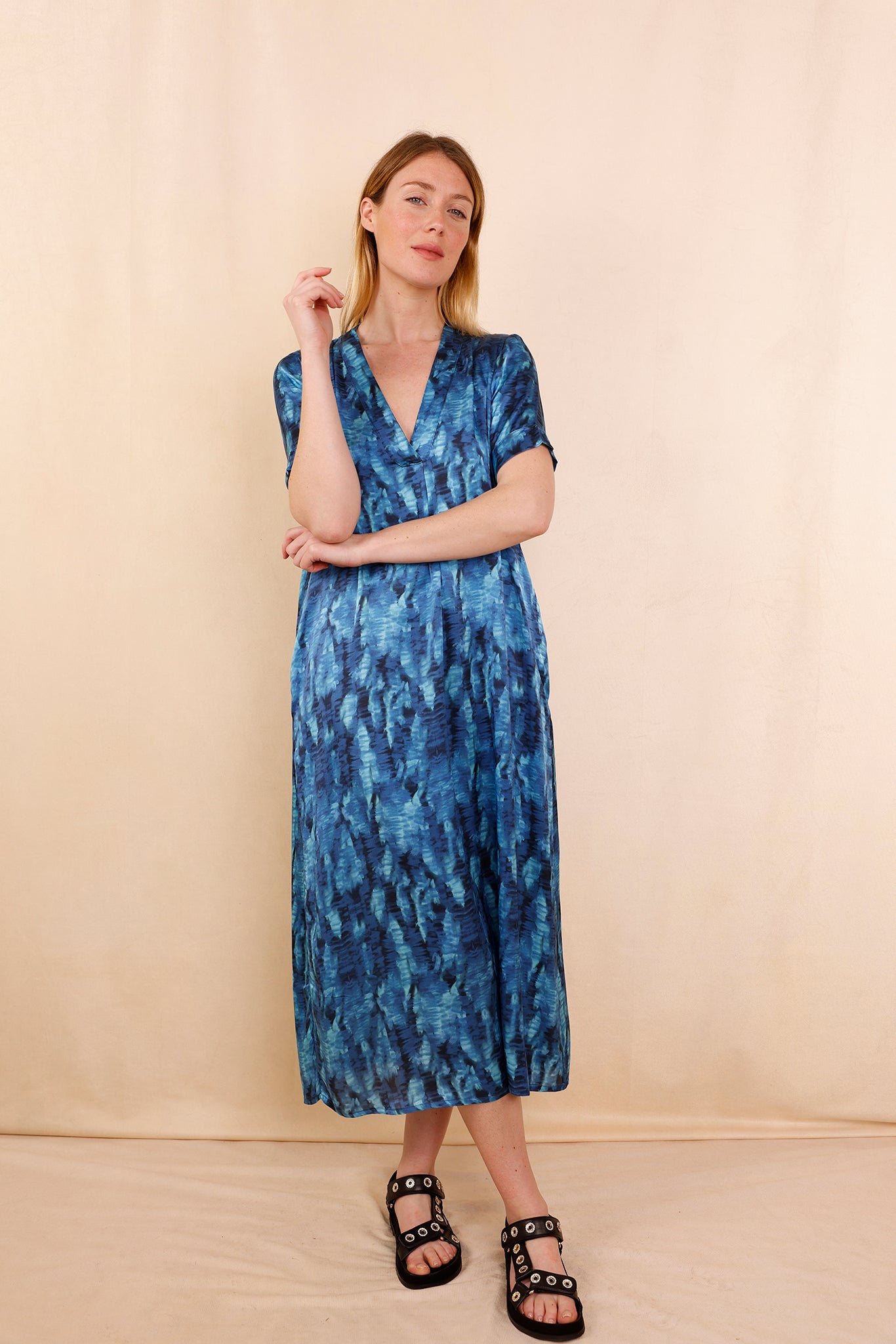 TADASANA Dress - 100% Viscose Crepon