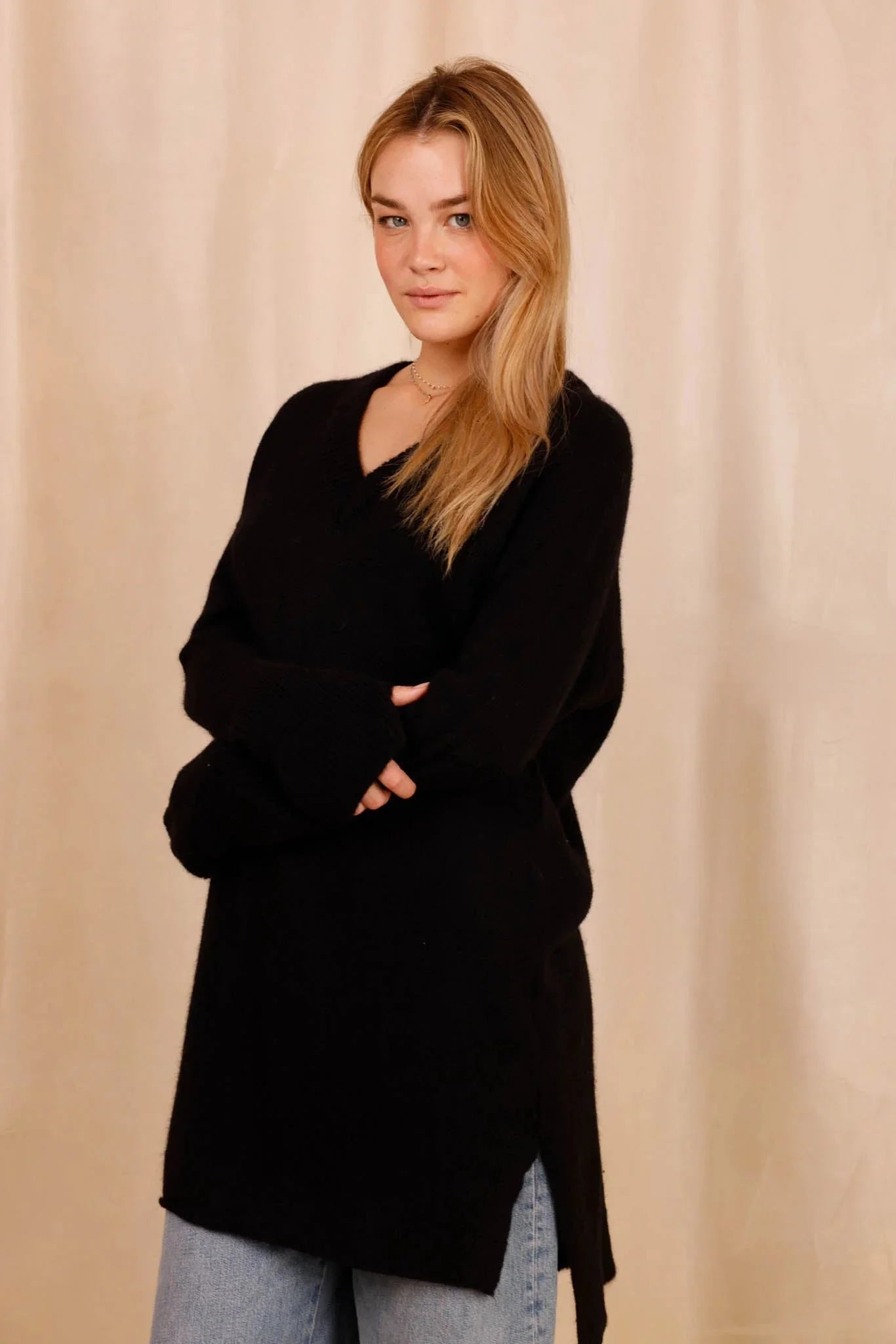 Pull CHARLOTTE noir - Baby Alpaga & laine vierge - HORTENCE