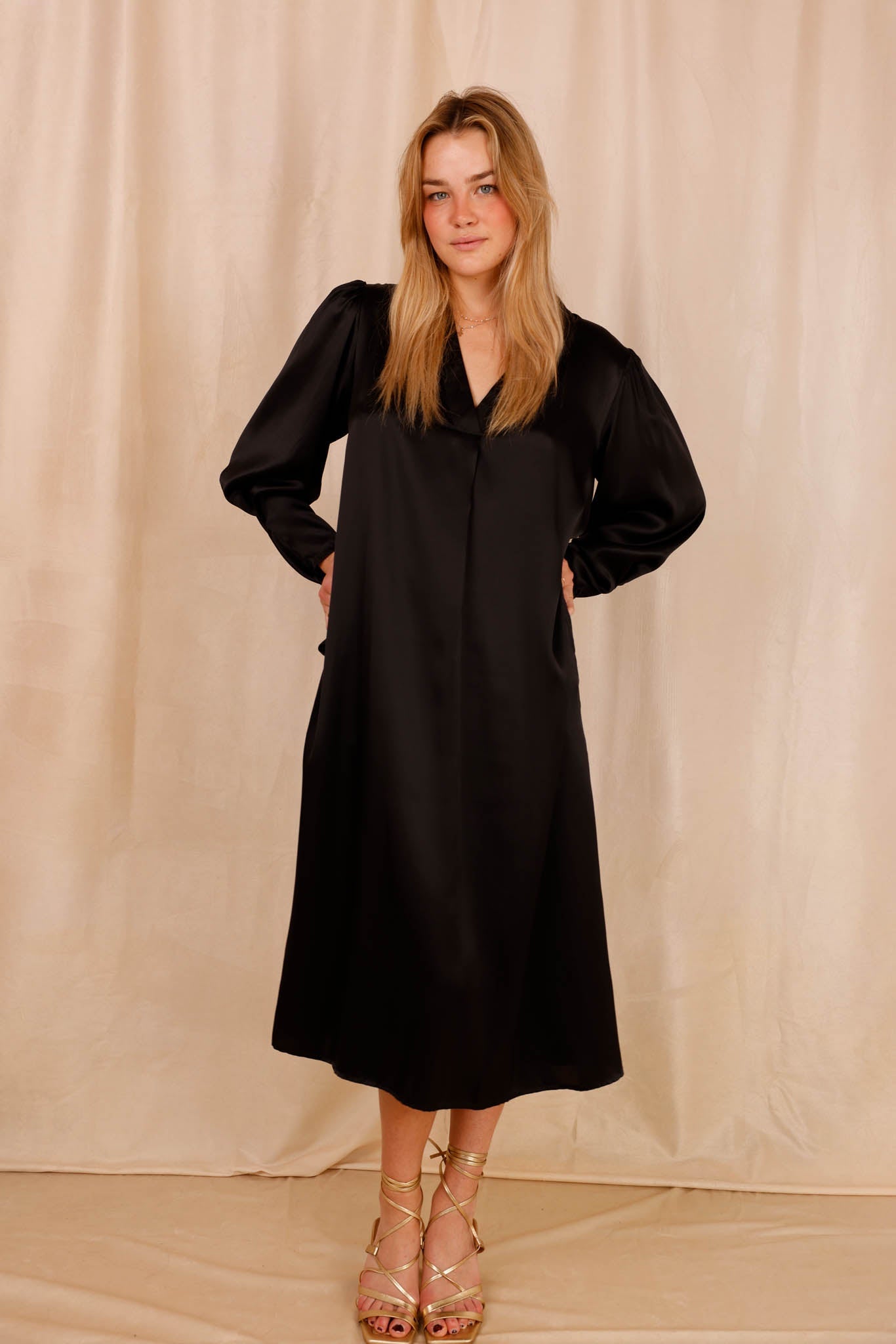 Robe DHYANA - 100% Soie - black - HORTENCE