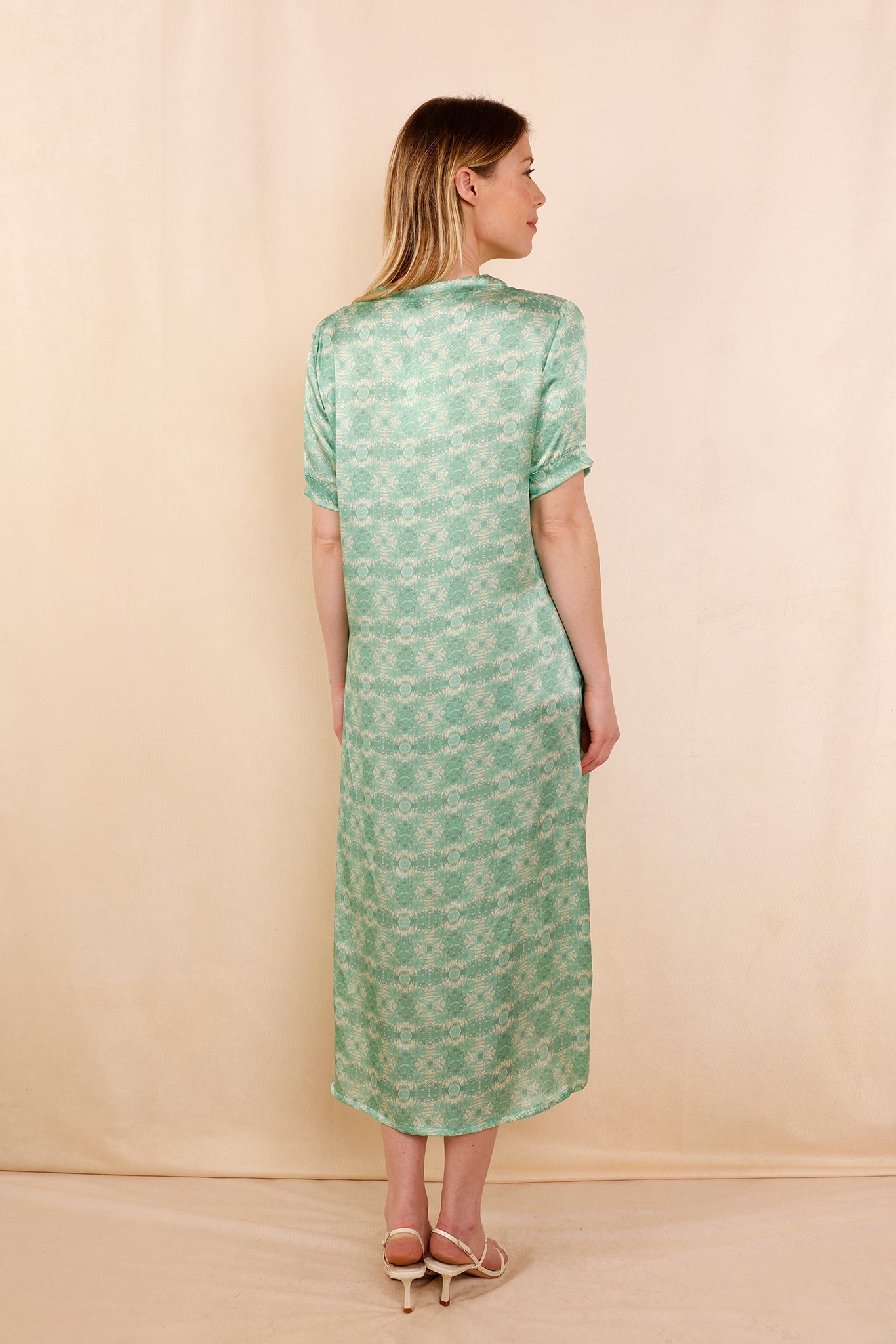 Robe TADASANA Green Flowers - 100% Soie - HORTENCE